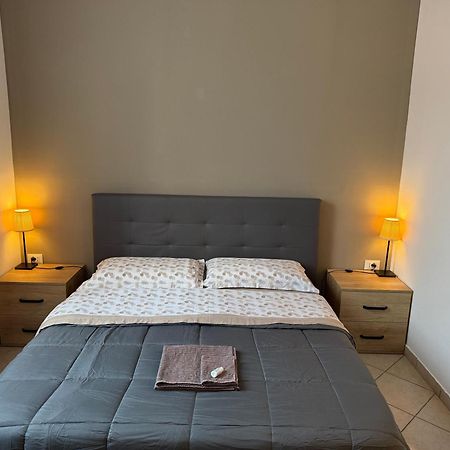 Affittacamere Home&Stazione ボローニャ エクステリア 写真