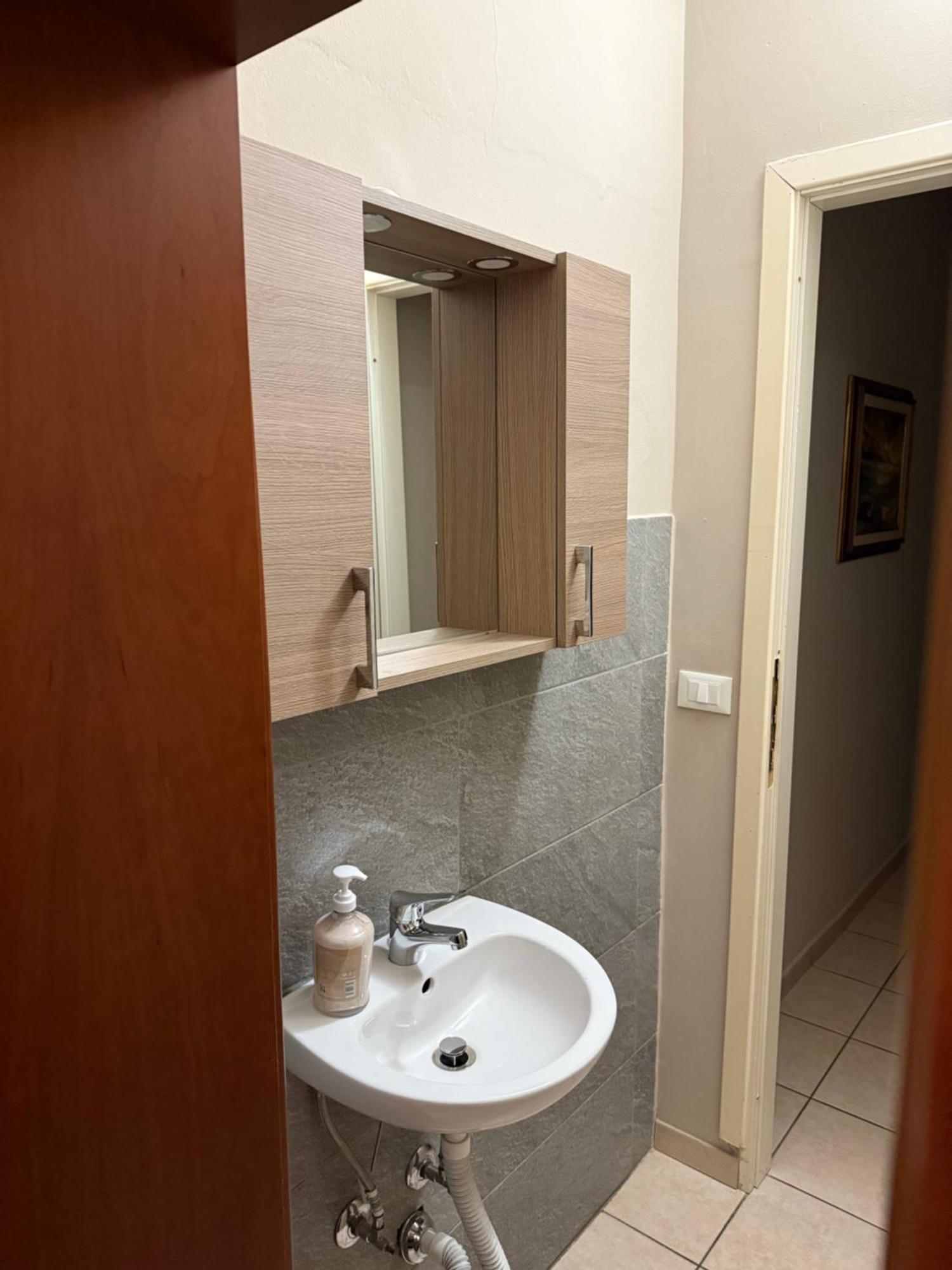 Affittacamere Home&Stazione ボローニャ エクステリア 写真