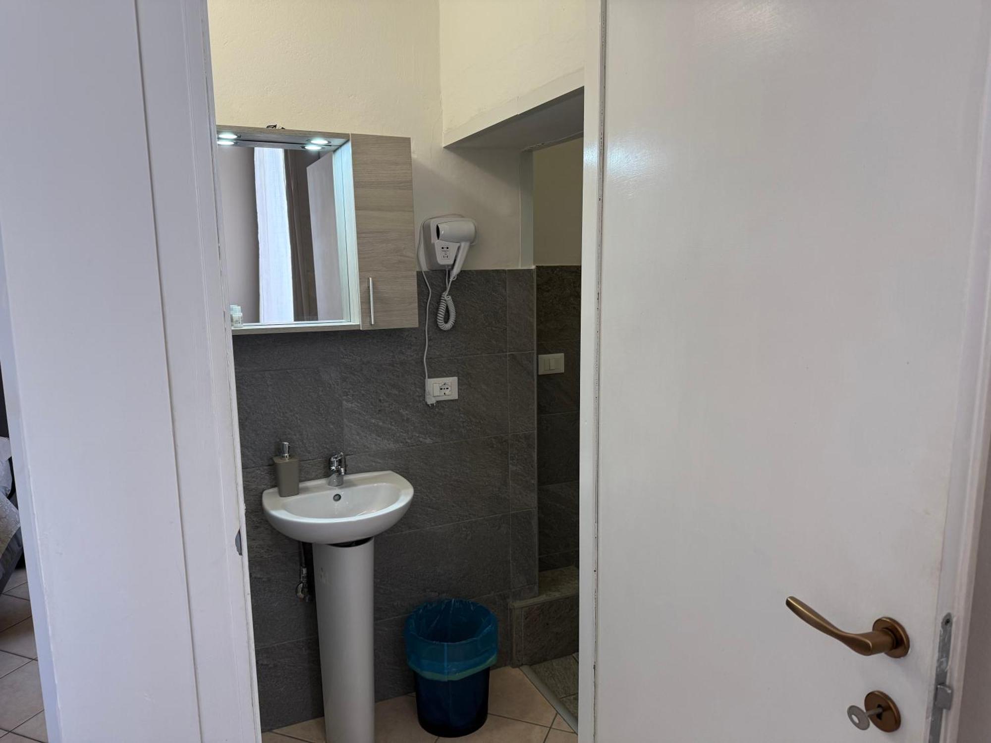 Affittacamere Home&Stazione ボローニャ エクステリア 写真
